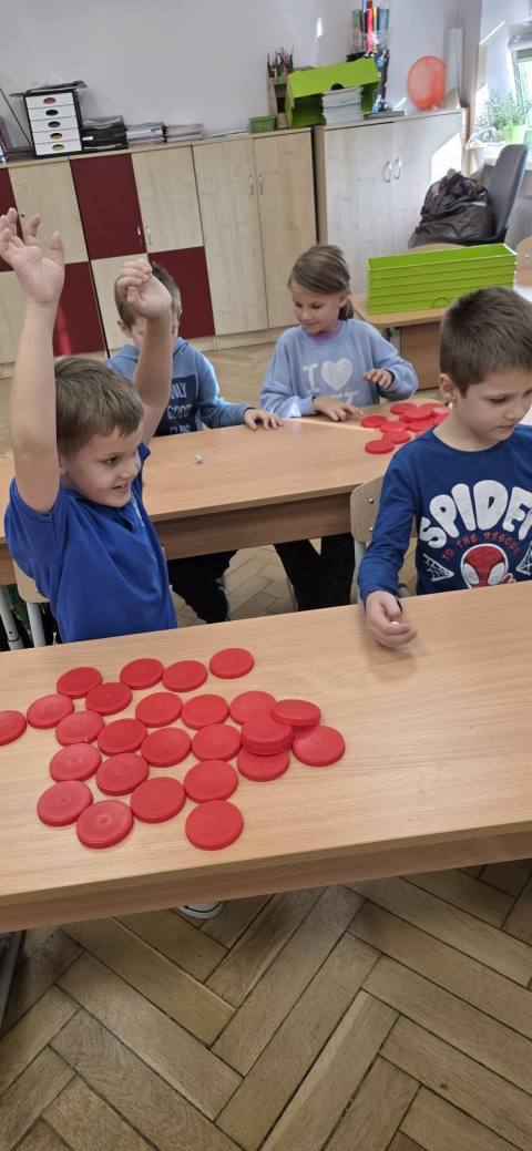 Wesoła matematyka w klasie 1a