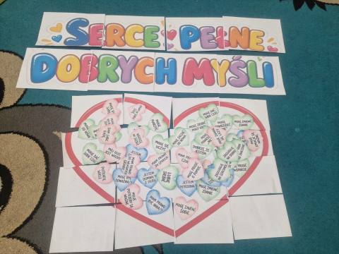 Serce pełne dobrych myśli w klasie 2c.